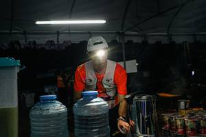 BIB: 
                            <button type="button" onclick="openModal(25430023)" class="btn btn-primary btn-sm float-right btn-popup" data-toggle="modal" data-target=".modal-high-quality">
                        <i class="fas fa-shopping-cart"></i> Add to Cart
                    </button>
                                            <button type="button" onclick="isThisMe(25430023, true)" class="btn btn-success btn-sm float-right btn-popup btn-isme hidden" data-toggle="tooltip" data-placement="bottom" title="นี่คือรูปของคุณใช่ไหม คลิกที่นี่เพื่อเอาเข้าอัลบั้ม">
                        <i class="fas fa-plus"></i> Add to album
                    </button>
                    <button type="button" onclick="isThisMe(25430023, false)" class="btn btn-warning btn-sm float-right btn-popup btn-isnotme hidden">
                        <i class="fas fa-ban"></i> Remove from album
                    </button>